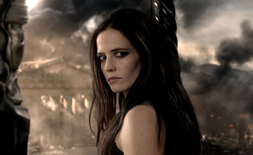 Eva Green in '300 Rise of an Empire' (photo -- Warner Bros)